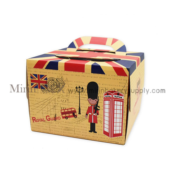 กล่องเค้ก 1 ปอนด์ (6") มีหูหิ้ว Royal Guard London 20x20x14.5ซม/5ใบ